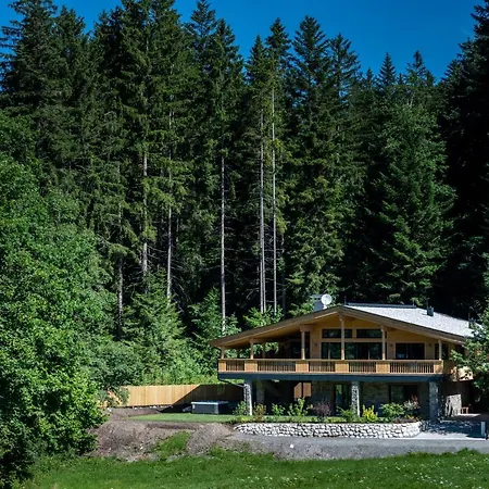 Chalet Salvenblick - Luxurioese Gemuetlichkeit Soll